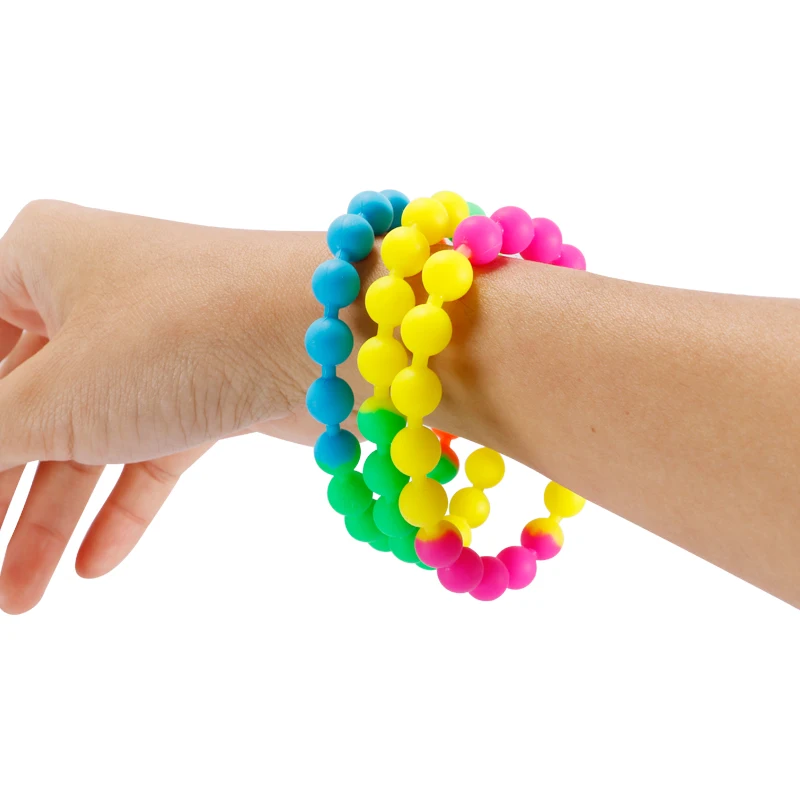 Colorful Bpa Free Chewable Rubber Baby Teether Bracelet Silicone Teething Rattle Toys Baby Teethers Rings