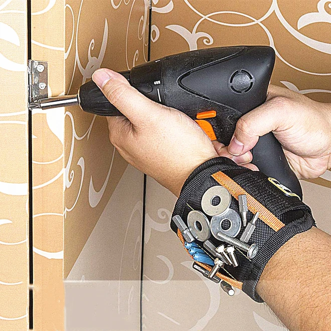 Quality New Version with Two Pocket Factory Price Oxford Magnetic Tool Holder Wristband with Strong Magnets in Stock