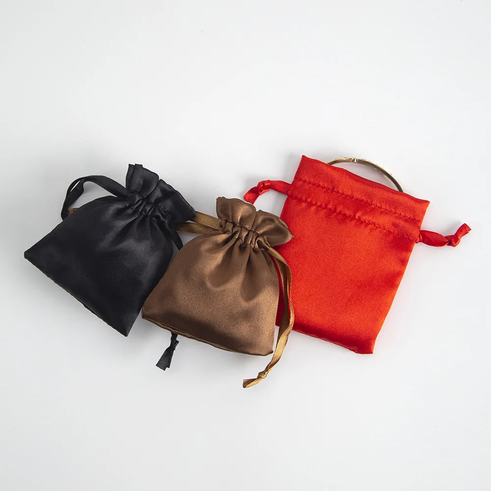 12x16cm Custom Logo Satin Fabric Jewelry Case Silky Storage Pouch for Bracelet Earrings Necklace Ring Gift