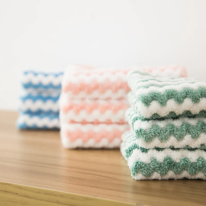 Wholesale hot selling fashion color reusable cleaning cloth multi-functional automotive microfiber stripe cloth recyclable rag