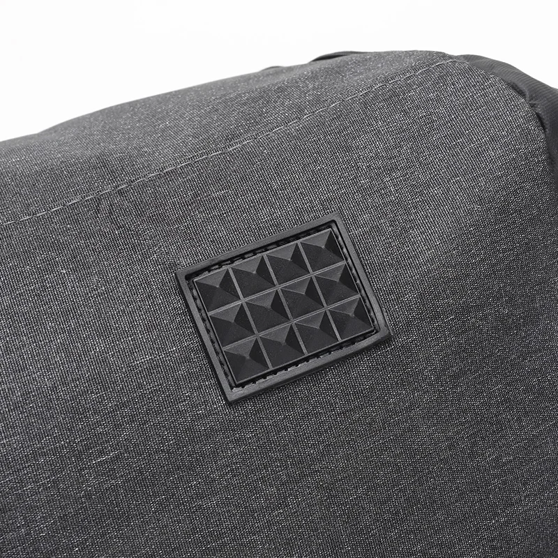 Travel Outdoor Weekender Duffle Luggage Bag for Man Fashion Custom Geometric OEM Feather Item Style Crocodile Pu Leather Black