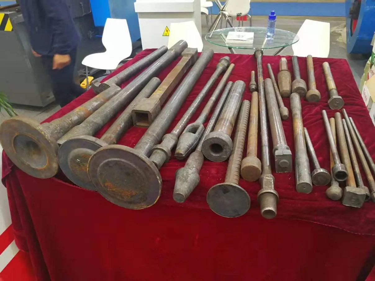 Горизонтальный ковочный пресс для горячего листового металла