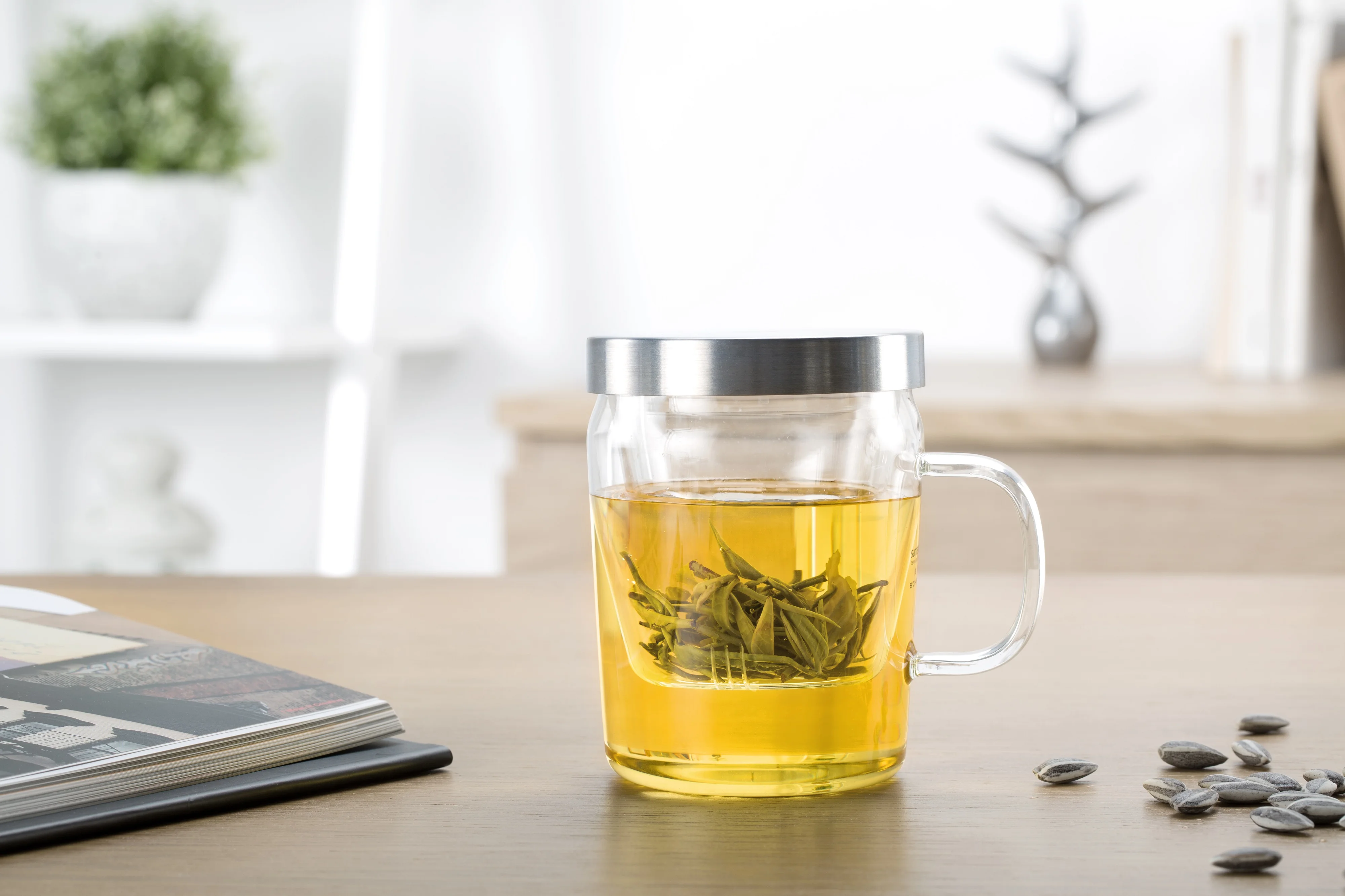 Samadoyo Clear Glass Mug With Glass Infuser and Stainless Steel Lid for Loose Tea