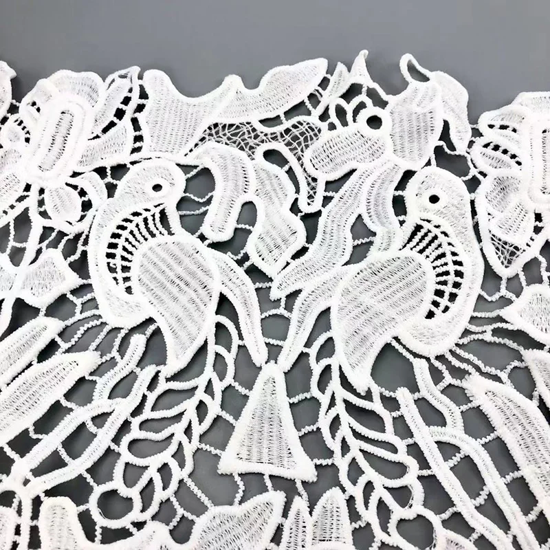 Custom White Water Soluble Embroidery Floral Guipure Lace Fabric For Decoration