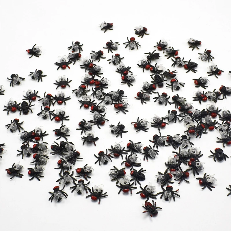 fun toy fly realistic insect toy scary disgusting joke April Fools Day prank toy props