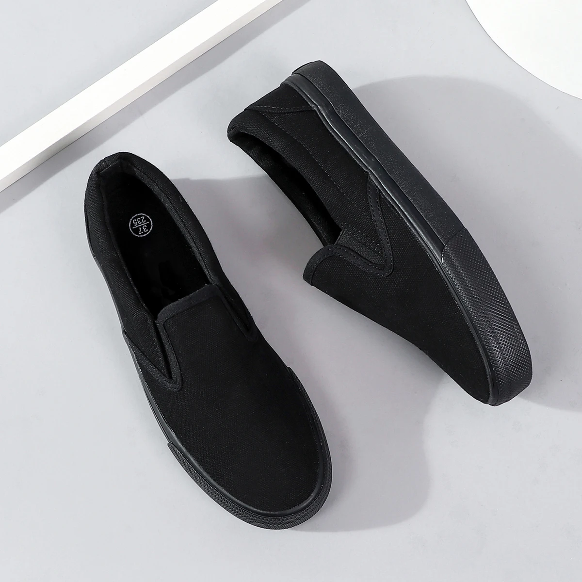 Wenzhou factory wholesale breathable casual shoes unisex low top sneakers custom logo canvas shoes for women new trendy shoes