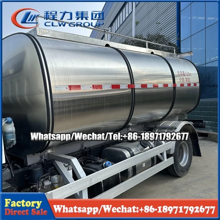 Sinotruk Howo Milk Tank Truck 4x2 5000 Liter Capacity Stainless Steel  Milk Tanker Truck