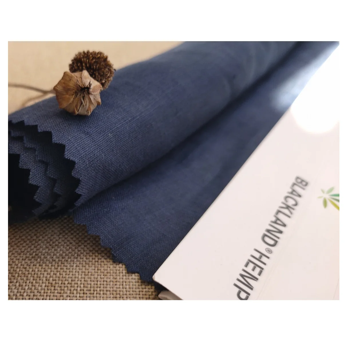 HOT SALE 100% organic hemp woven fabric white 118 GSM for shirt wholesale clothing