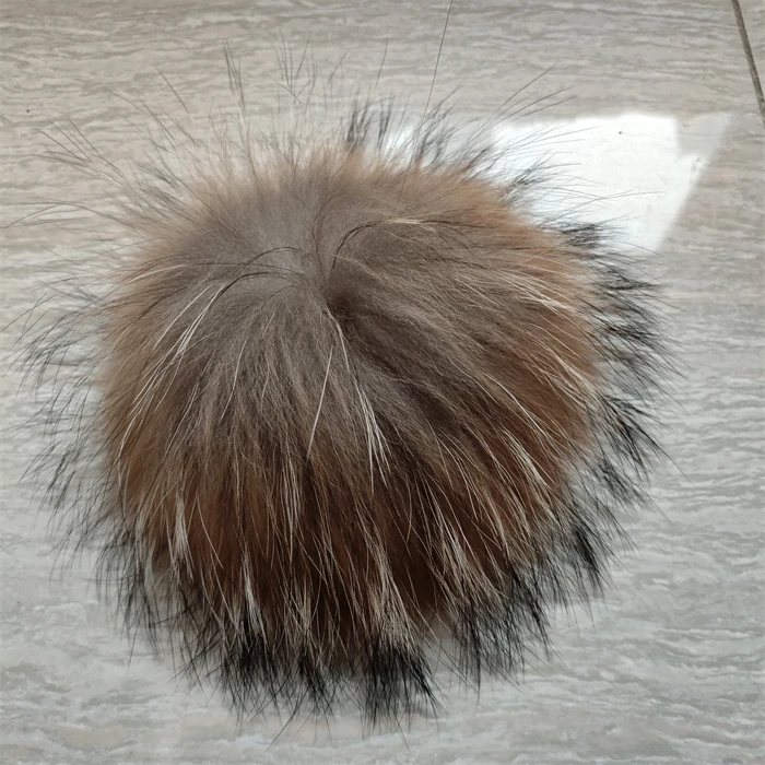 Wholesale large Natural Brown Raccoon Fur Pompoms