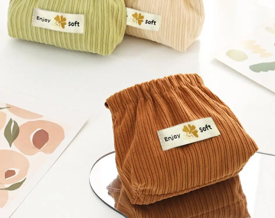 2024 factory wholesale other material corduroy mini cosmetic lipstick pouch, new design corduroy lipstick organizer click clack