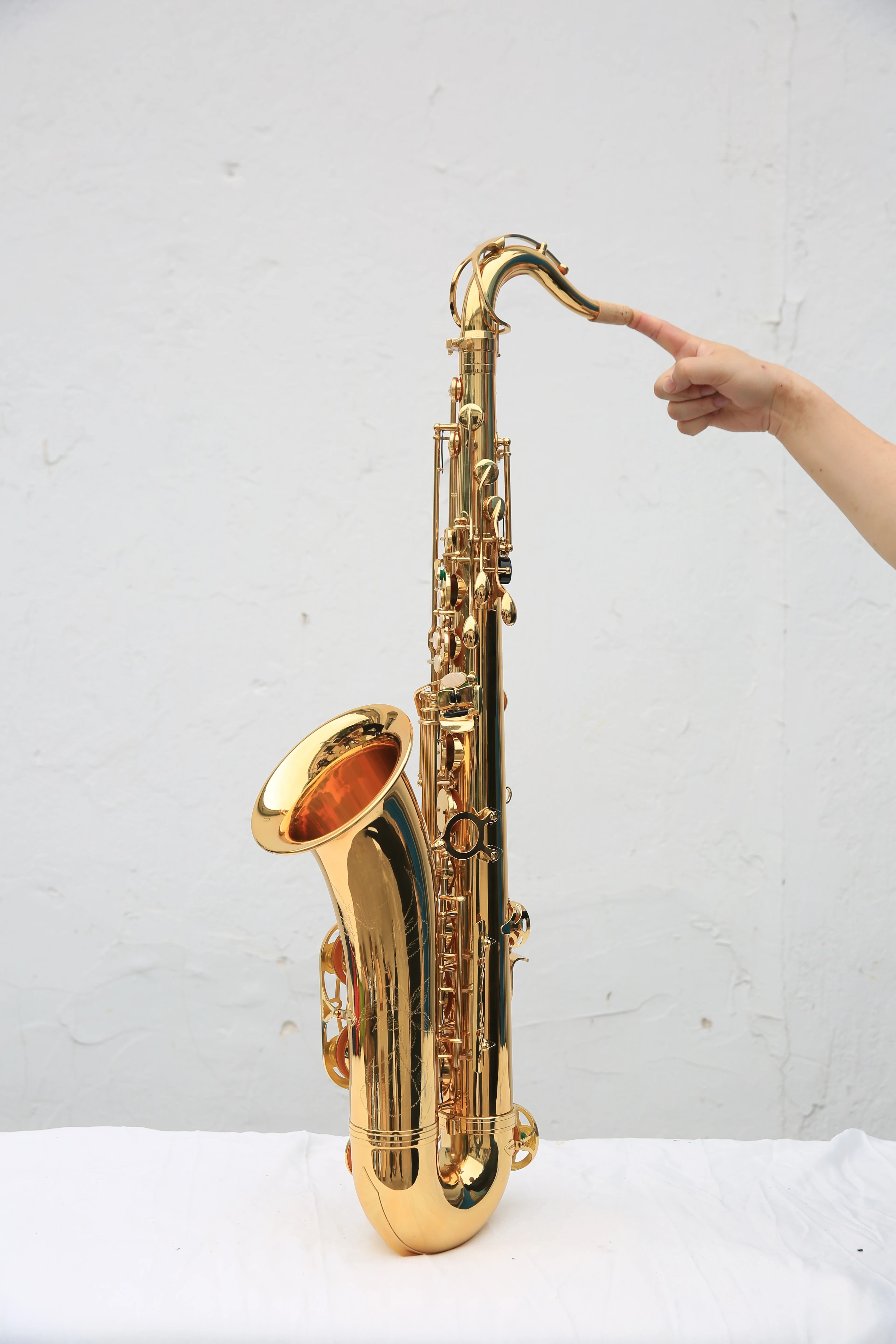 Hot selling high quality inexpensive cost-effective saxophone Professional saxophone