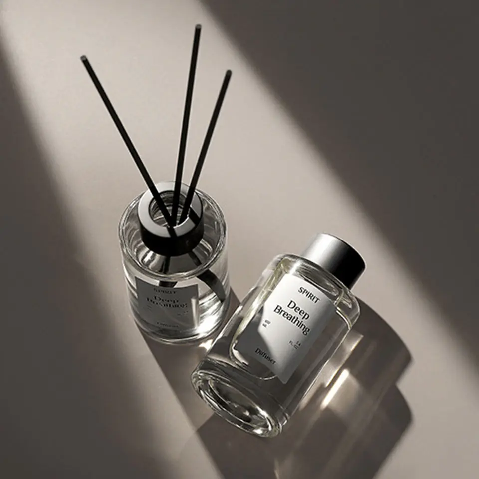 Hot Sale Empty Glass aroma oil Bottle with reed Diffuser Sticks Air Freshener Perfume Free Sample Glass Reed Diffuser Bottle