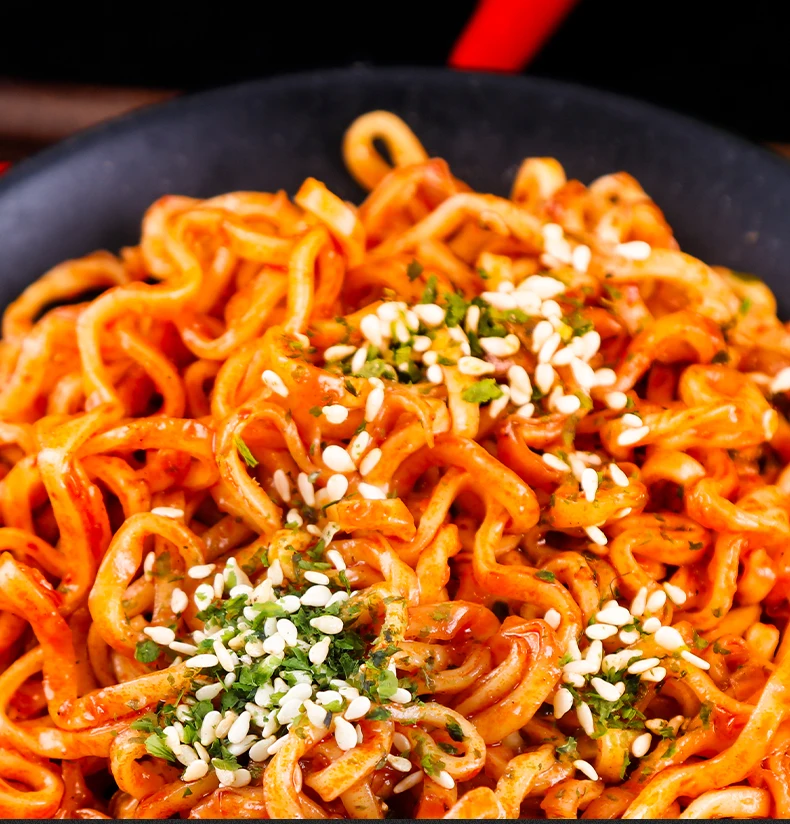 Hot Water Brewing Healthy Instant Dried Noodles Sesame Sauce Red Oil Sour Spicy Instant Noodles