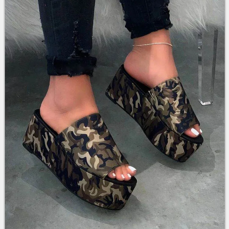 
Hot Sale Slides Popular Casual Shoes Leopard Slippers With Platforms 