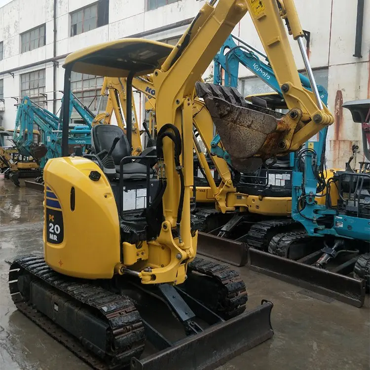 Low price used Nissan Komatsu 2 ton mini excavator pc20