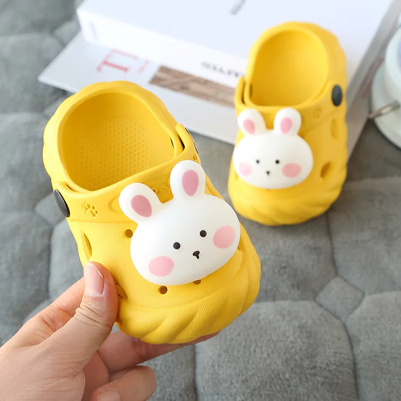 Cute Kids Croc Shoes High Quality Casual Shoes Non-slip Clogs Slippers Slides Lightweight Soft Sole Croc Sandals Boys Girls
