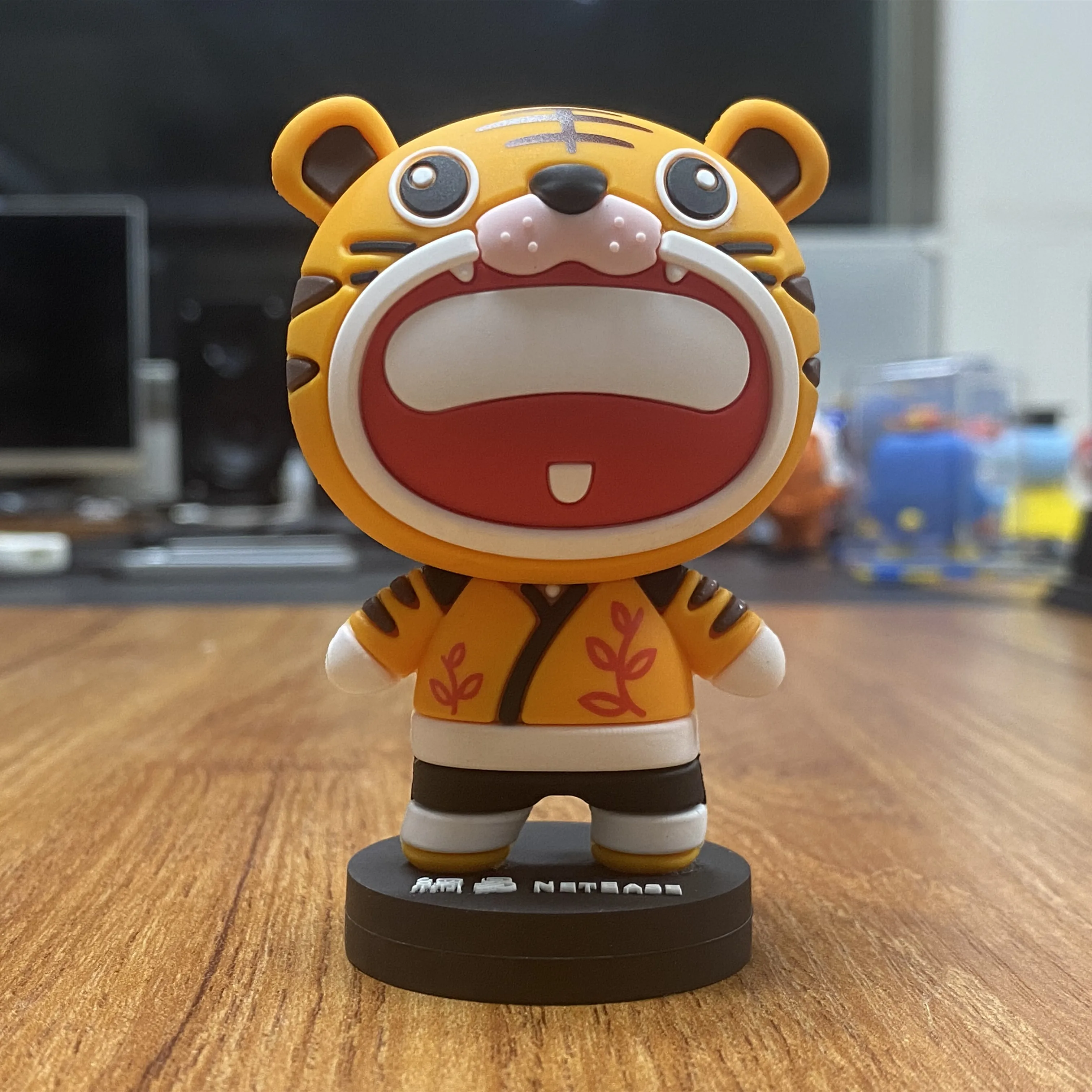Фигурка персонажа из мультфильма 3D с логотипом миниатюрная фигурка мягкого ПВХ поделки и подарки модель