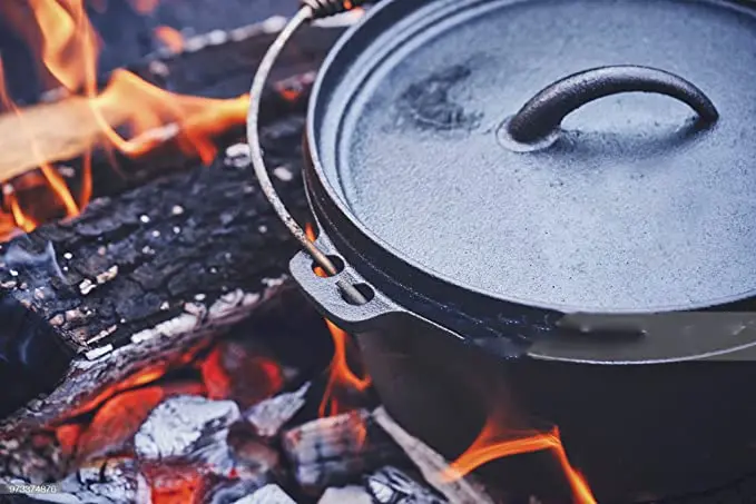 Pre-Seasoned Camp Cookware Pot BBQ Cooking Cast Iron Dutch Oven with Lid Lifter Handle