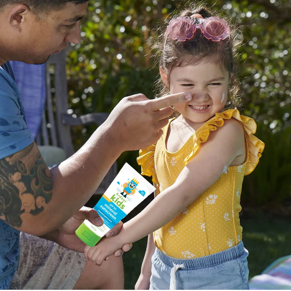 SPF 50 Kids Sunscreen Lotion UVA UVB Protection Octinoxate Oxybenzone Free Water Sweat Resistant baby skin lightening lotion