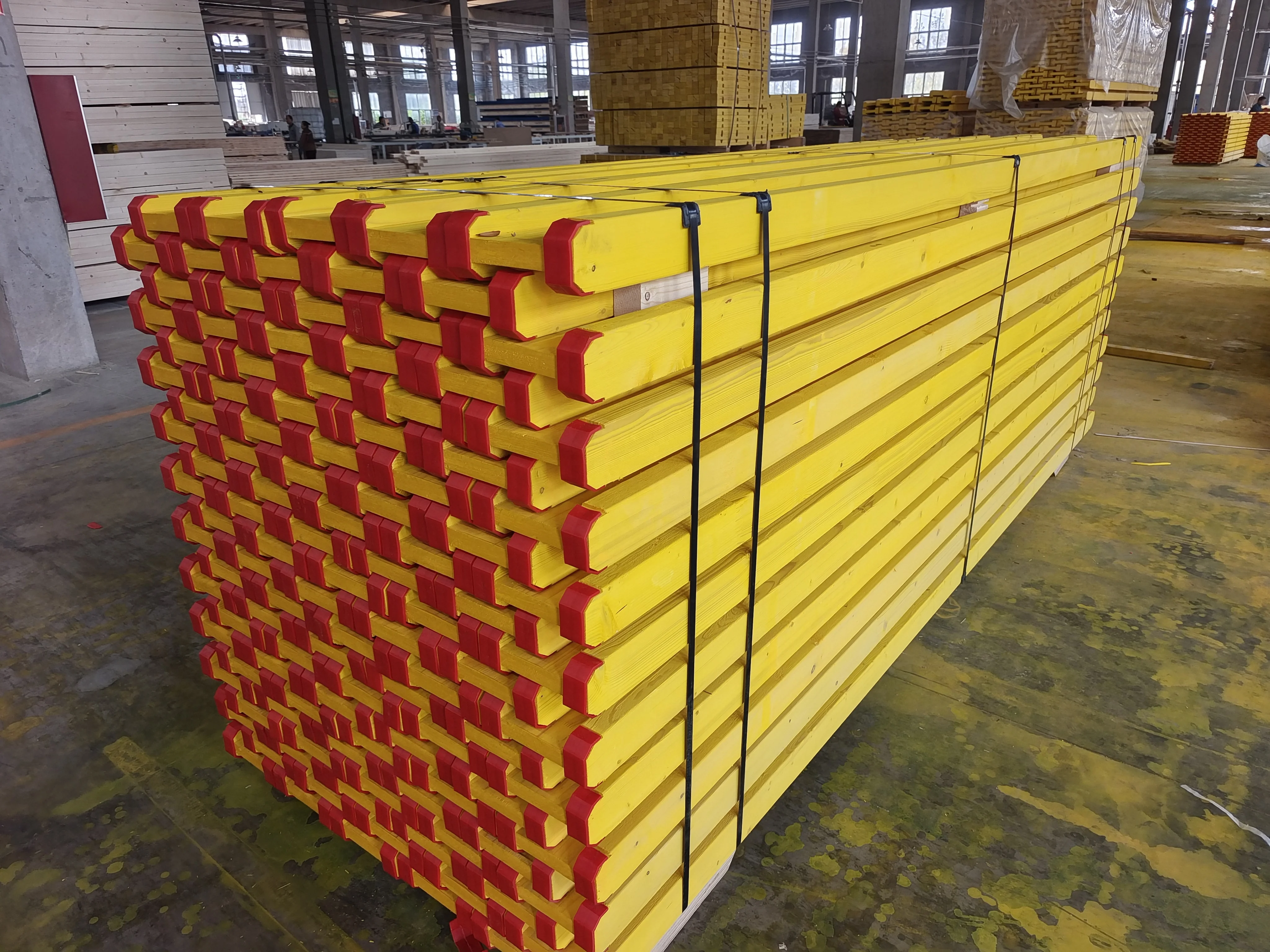 2024 Marc DOKA H20 beams with red plastic cover for formwork construction 2.9m 3.9m