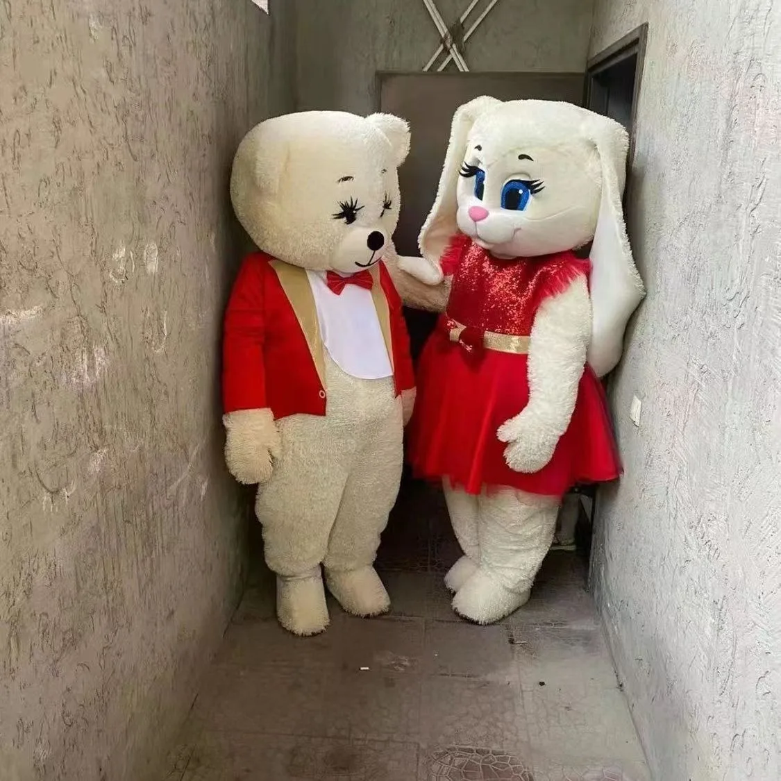 High Quality Advertising Bear Animal Adult Mascot Costume Custom Anime Bunny Mascot Costume for Halloween Party Cosplay Dress up
