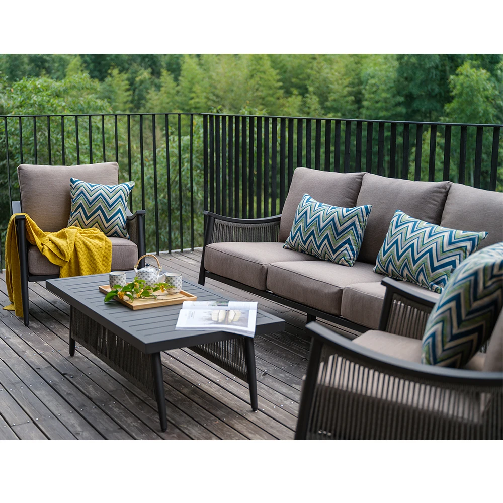2025 New Product 4 Piece kd Sofa Furniture Luxury Garden Outdoor Woven Rope Rattan Set Sets