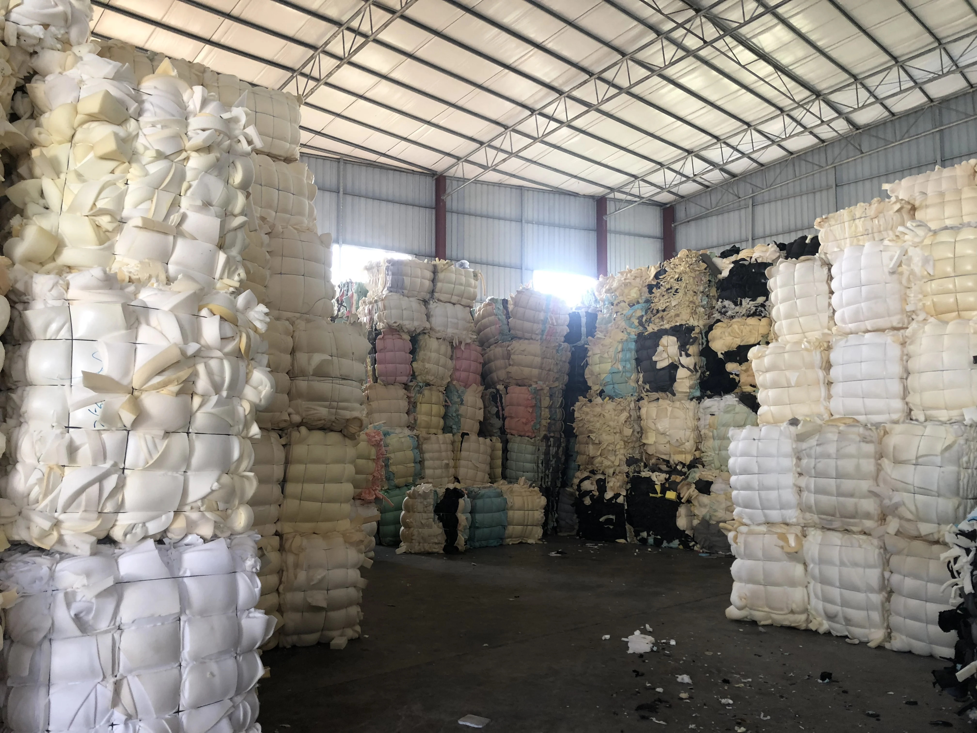 scrap foam in canada/waste pu trim rebirth foam sponge scraps with factory cost