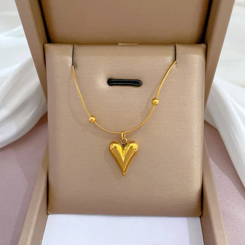 DAIHE Fashion Heart Zircon Pendant Women Stainless Steel Necklace Luxury Emerald Long Tassel Clavicle Chain Jewelry Hot