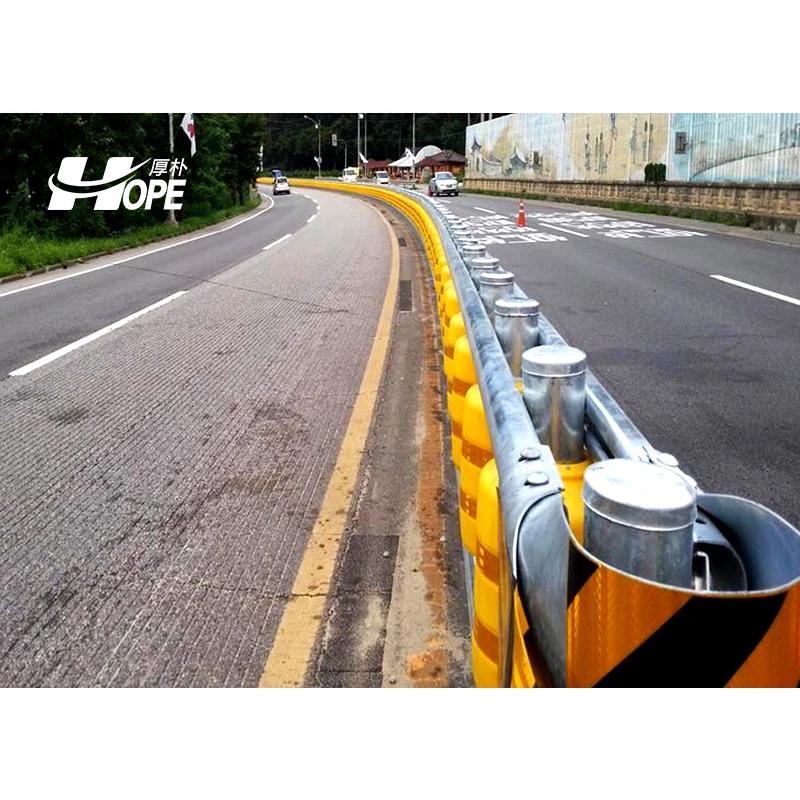 Роликовый барьер для безопасности дорожного движения