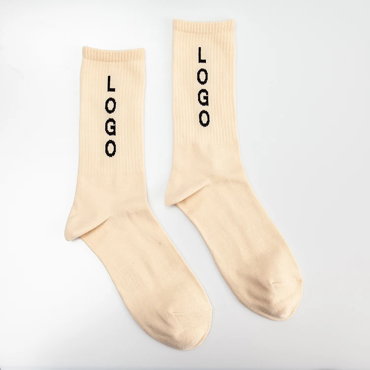 2021 высококачественные жаккардовые носки с вышивкой и логотипом, женские носки под заказ, женские короткие носки, оптовая продажа