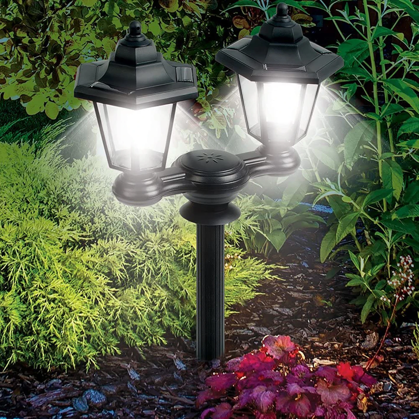 Double Head Solar LED Light Wall Mounted Post Lantern