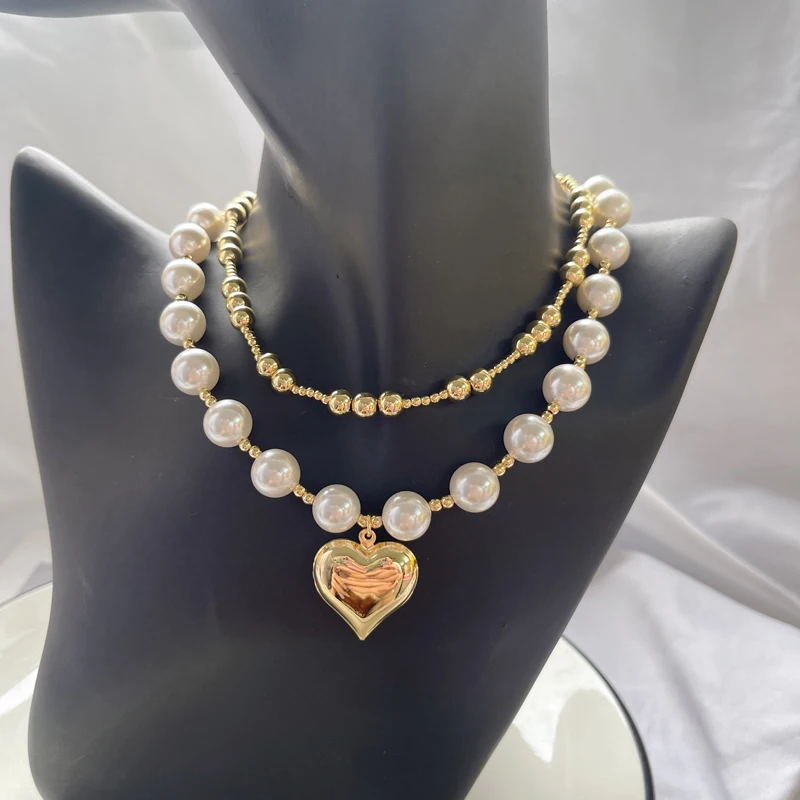 Popular New Pearl Necklace Heart Pendant Necklace Gold Plated Brass Small Beaded Shell Pearl Trendy Necklace For Women Jewelry