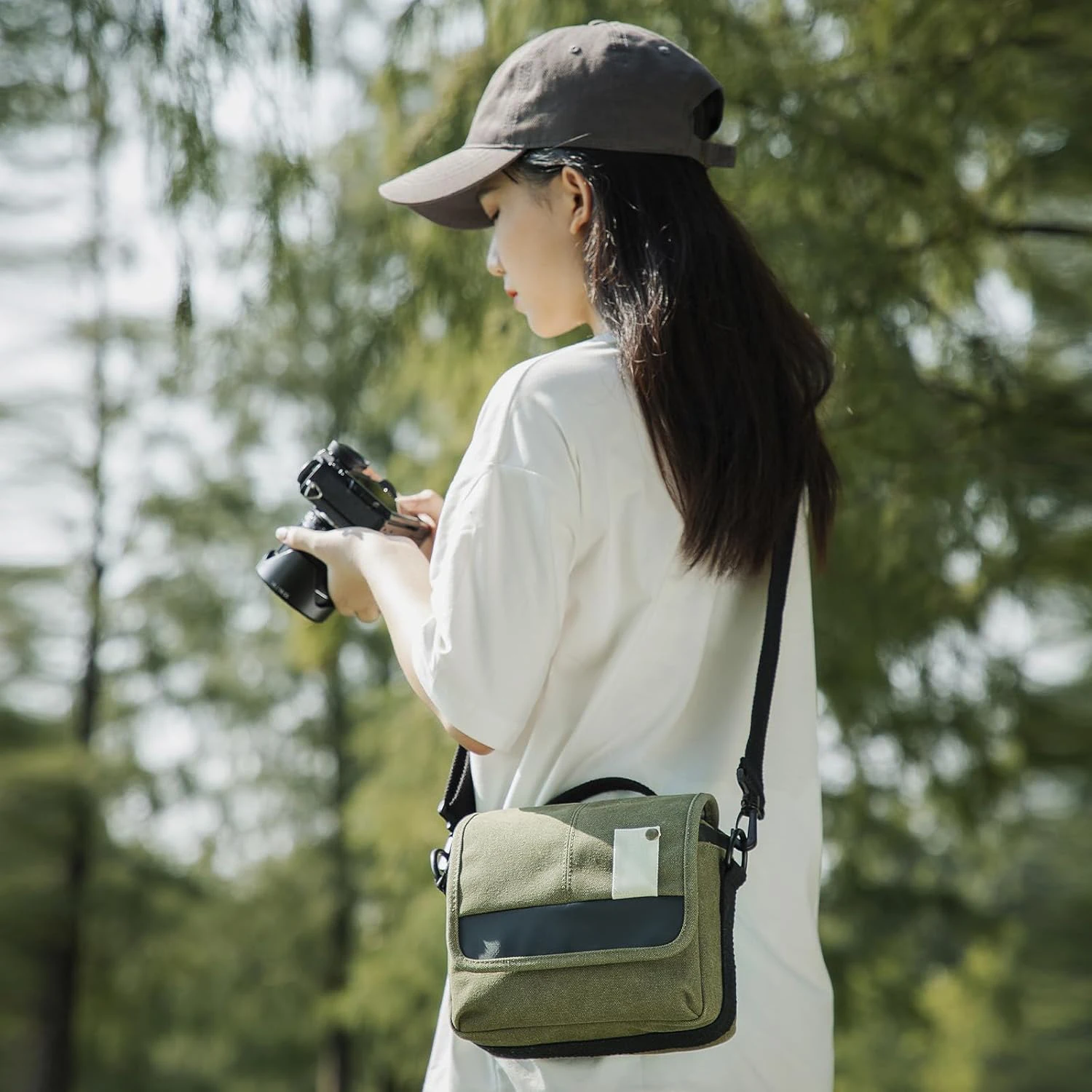 waterproof camera bag Small Mirrorless Camera Shoulder Bag Canvas Compact Camera Messenger Bag Case for Women and Men