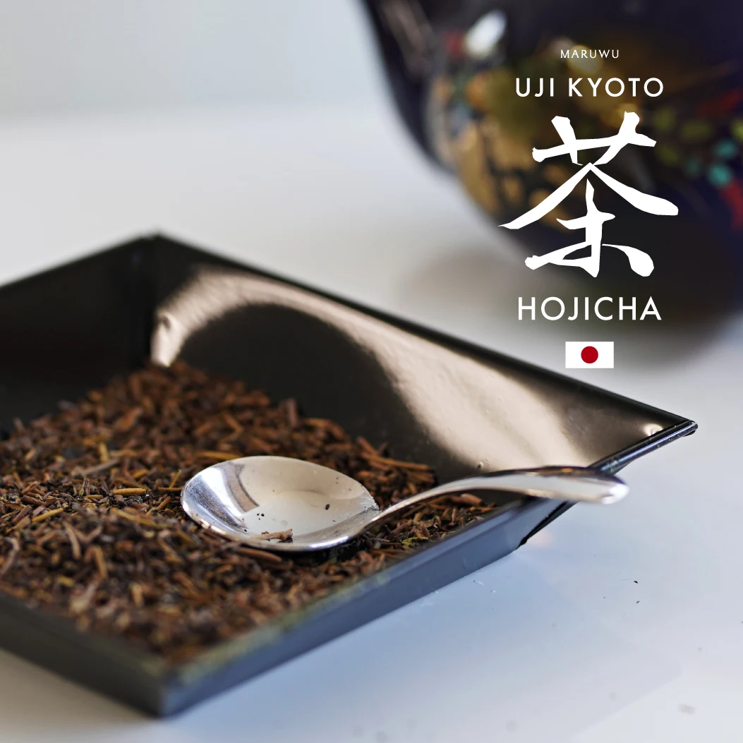 Japanese dessert cake chocolate flavor organic green tea matcha