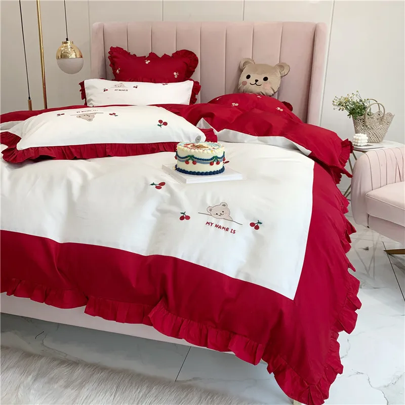 New Arrival 300Tc 5 Star 4 Piece Cartoon Soft Durable Cotton Bed Sheet Bedding Set