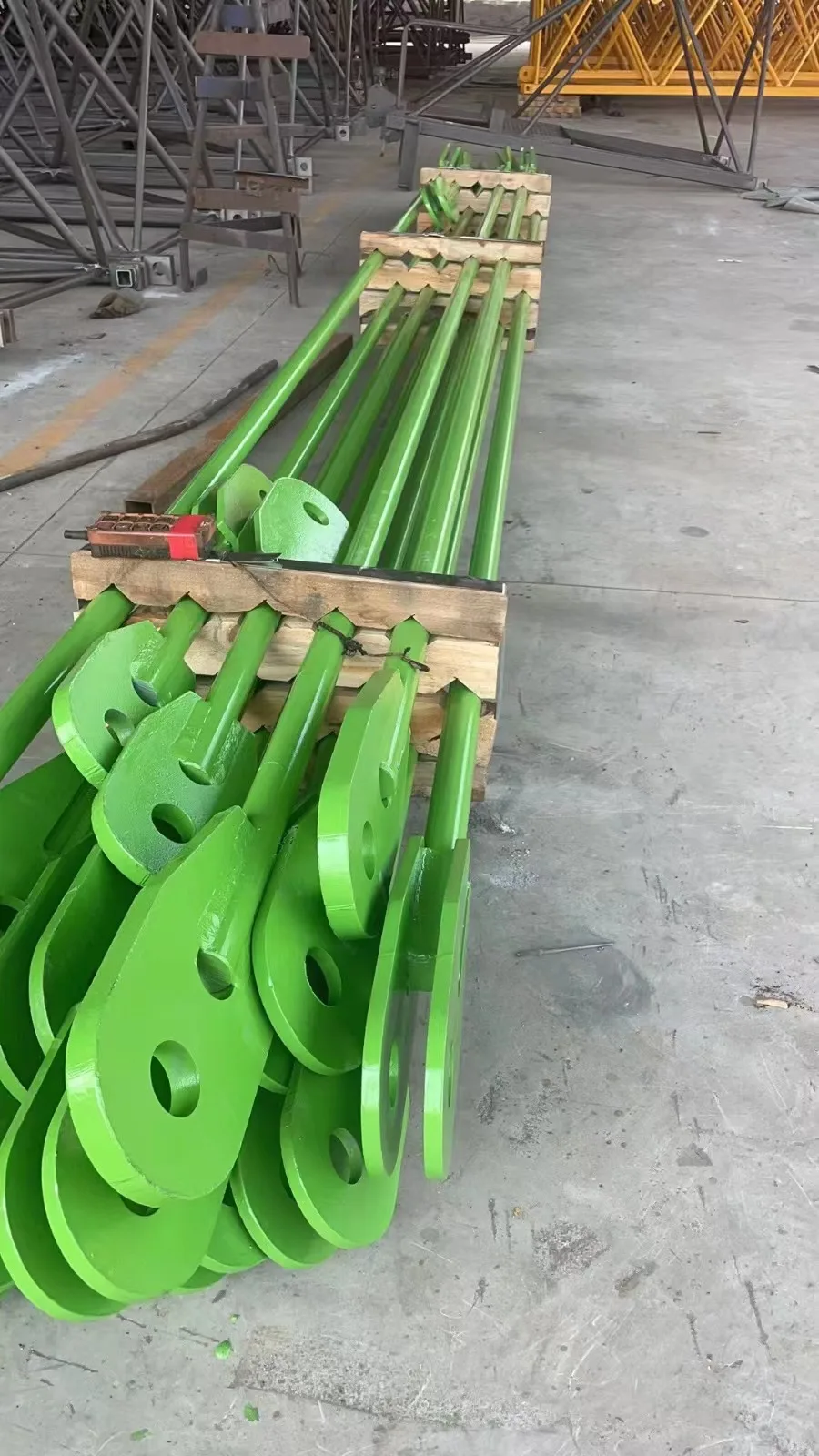 Tower Crane Spare Parts Mast Section Hoisting Jib Section for Construction Site Equipment Spare Parts