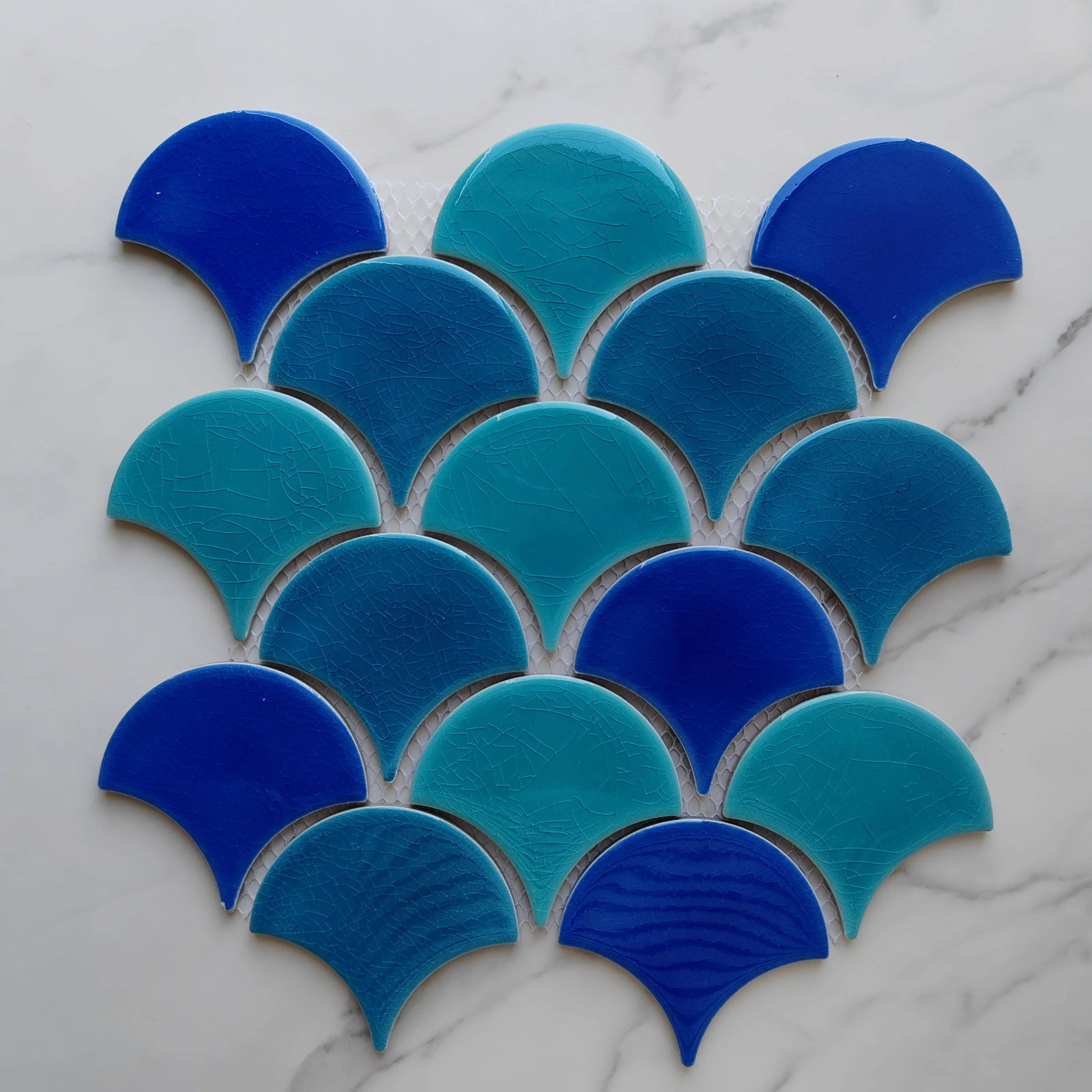 Hot Sale Blue Blues Fish Scale Fan Glossy Crackle Bathroom Backsplash Shower Ceramic Mosaic Tile