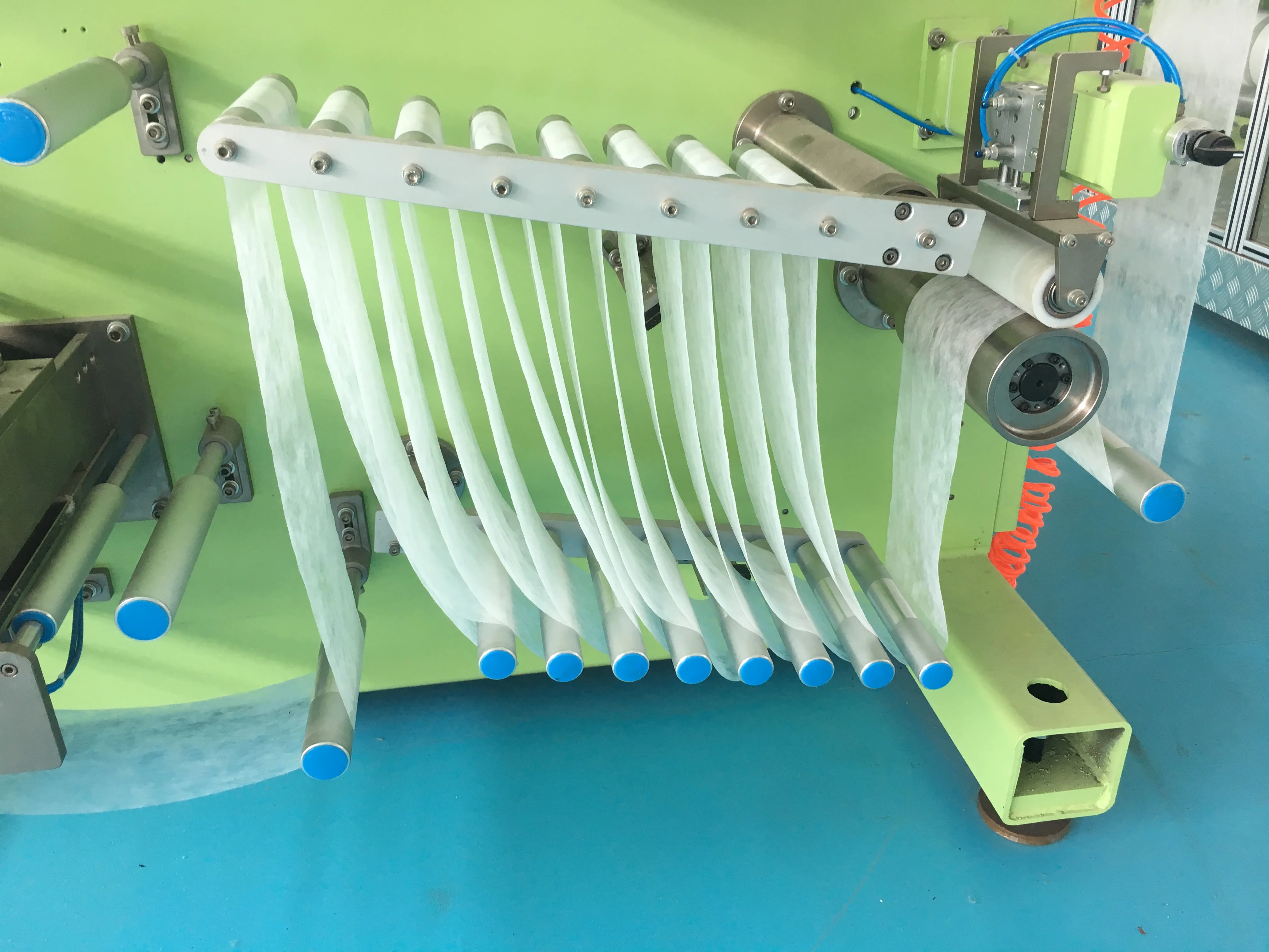 High quality Automatic baby diaper machine japan production line