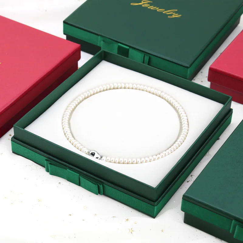 Custom Exquisite Jewellery Gift Box for Pearl Necklace Jewelry Packaging Beige Microfiber Luxury Jewelry Box