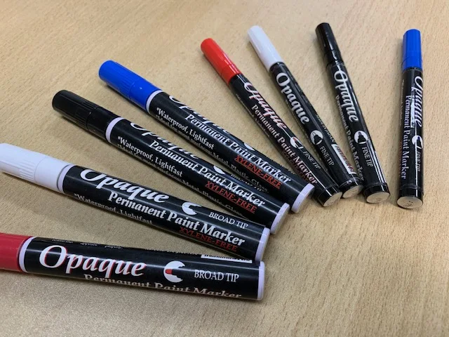 High opaqueness colorful low price whiteboard pen paint marker