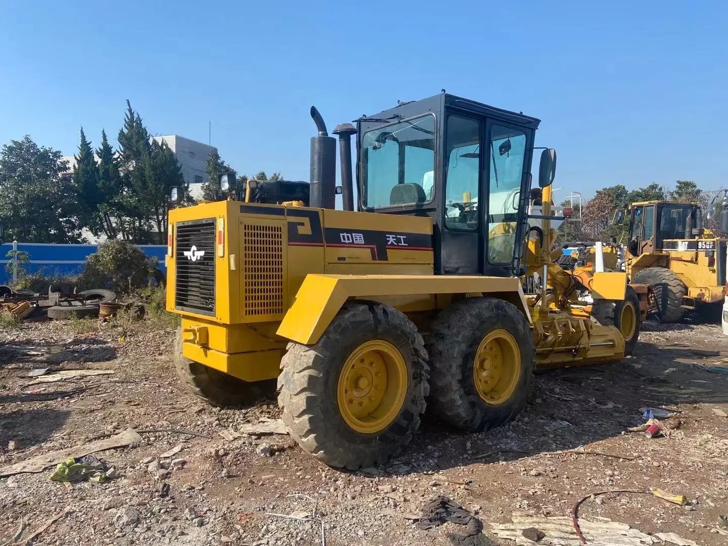 Hot sale PY180 motor grader tian gong