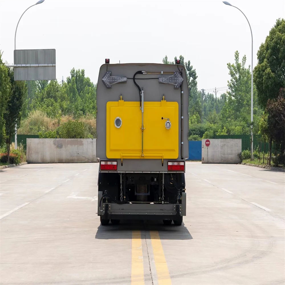 new 5 cubic 6 cubic dust removal vacuum pump vacuum cleaner 5000L 6000L road sweeper vacuuming truck
