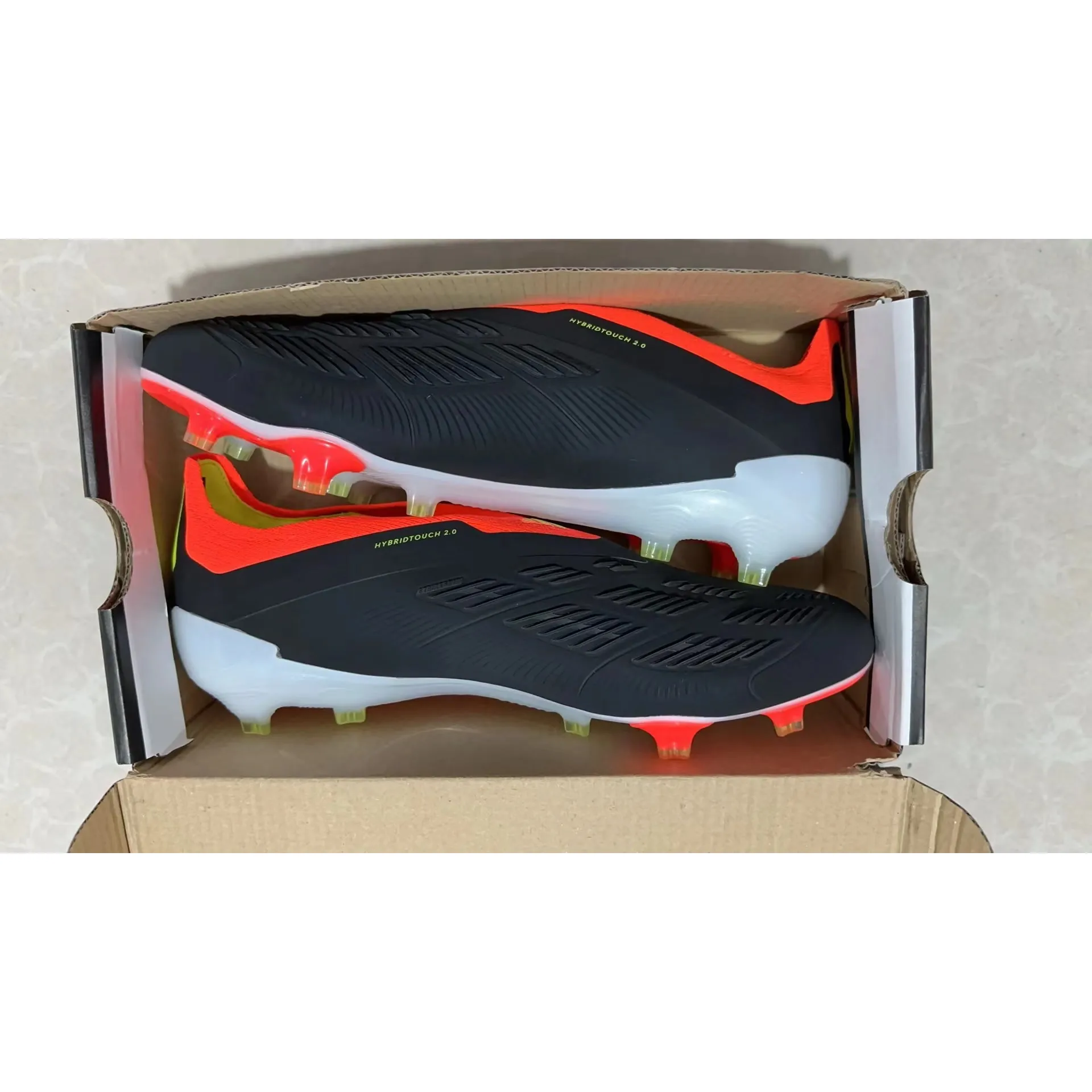 2024 wholesale factory new brand mens boots predator accuracy+ FG cleats cheap football soccer shoes