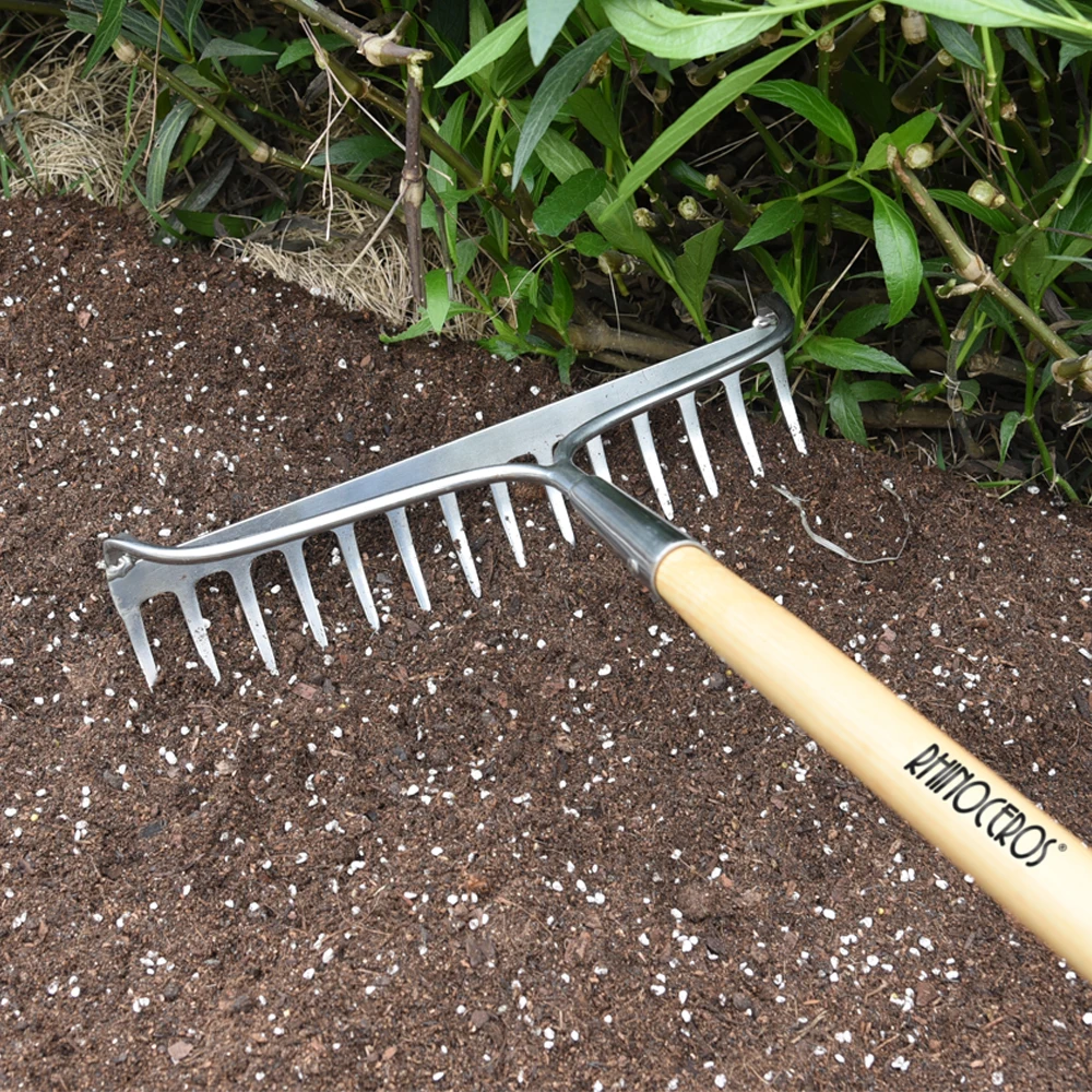 Wholesale Different Types Of Long Yellow Tubular Fiberglass, Handle 14 Teeth 16 Teeth Steel Gardening Garden Rake/