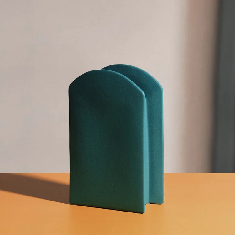 Promotion 30% off Minimalist outdoor decorative vases brusque glazed matte geometric concrete vase