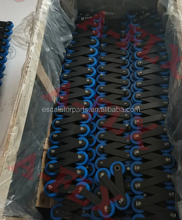 Hot Sale Escalator Step Chain With Axle Pitch 133 Roller Size 70*25mm