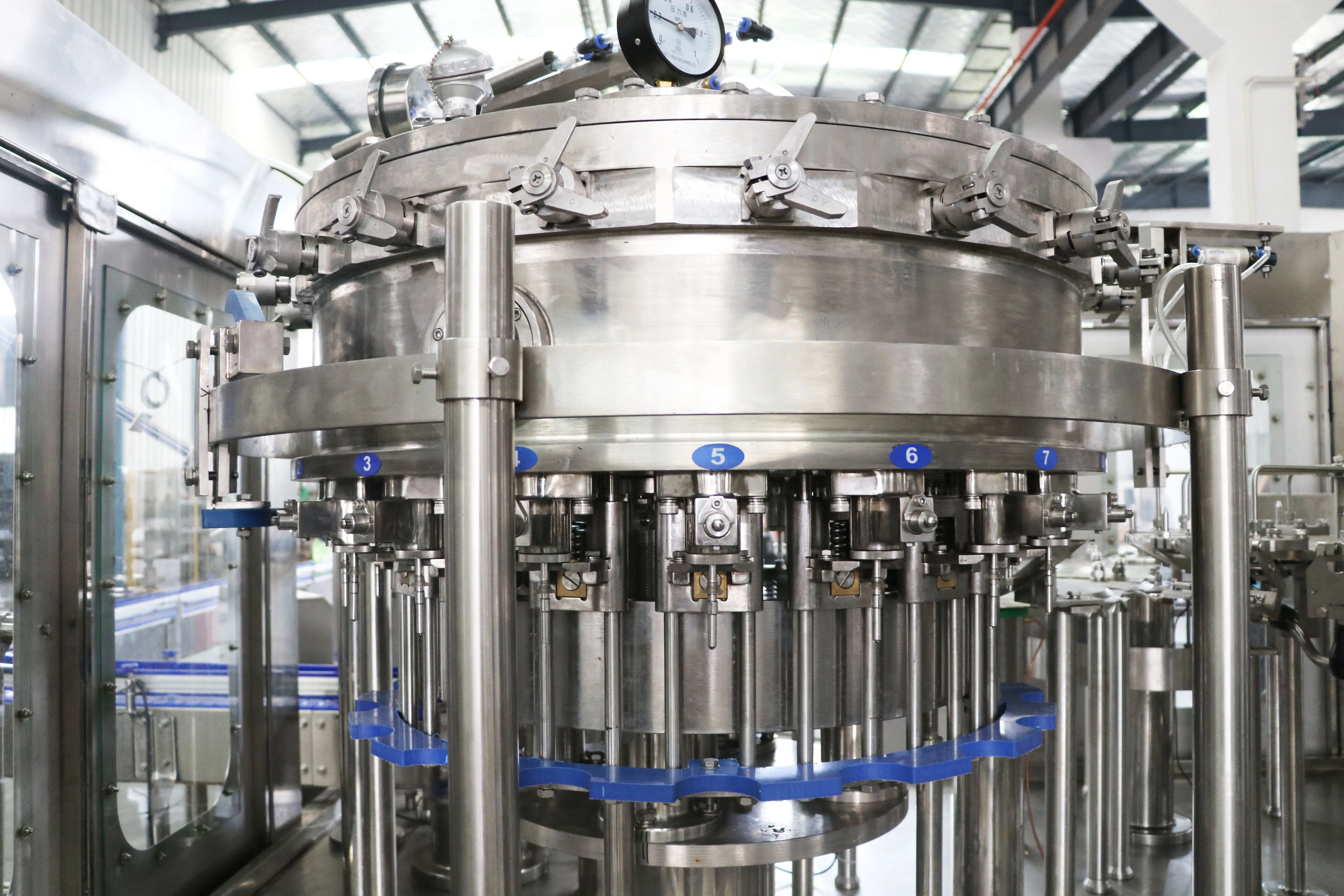 Soft Drink Production Line Carbonated Soft Drink Production Plant Containing Gas Filling Machine