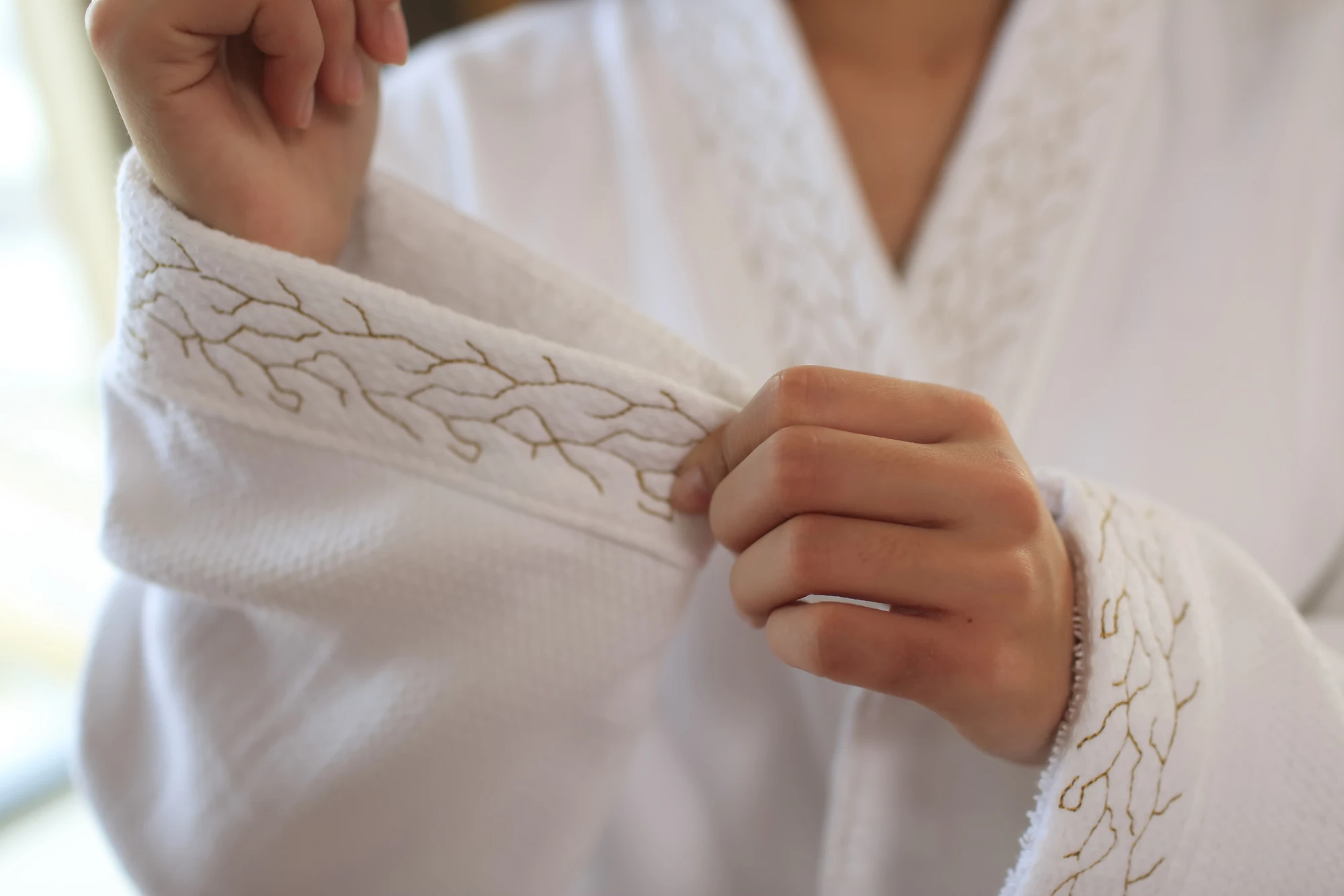 Autumn Winter Super Soft Flannel Band Kids Bathrobe Toddler Baby Girls Towel Robes Hooded Bathrobes For Children