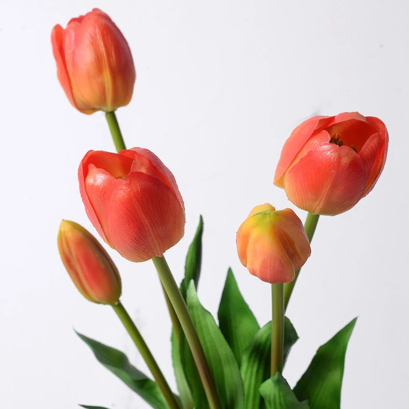 Artificial soft rubber tulip PE latex silicone tulip flower artificial flower moisturizing hand feeling 5 tulips bouquet