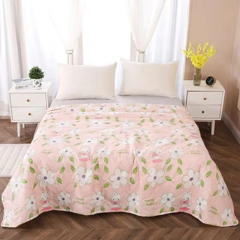 Luxury Duvet Summer Season Quilts Blanket Cool Feeling Bedding Set With Comforter Hotel Bedding Set